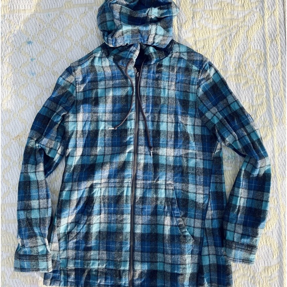 Pendleton Jackets & Blazers - Pendleton wool blue plaid zip up hoodie jacket
